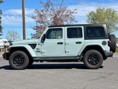 Used 2023 Jeep Wrangler Freedom Edition image 5