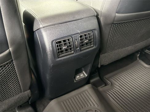 Certified 2024 Toyota 4Runner SR5 Premium image 36