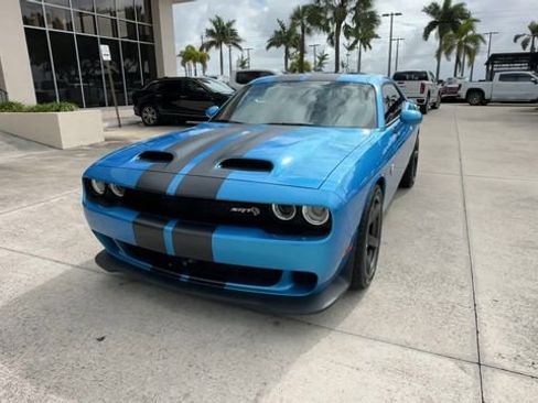 Used 2023 Dodge Challenger SRT Hellcat image 5