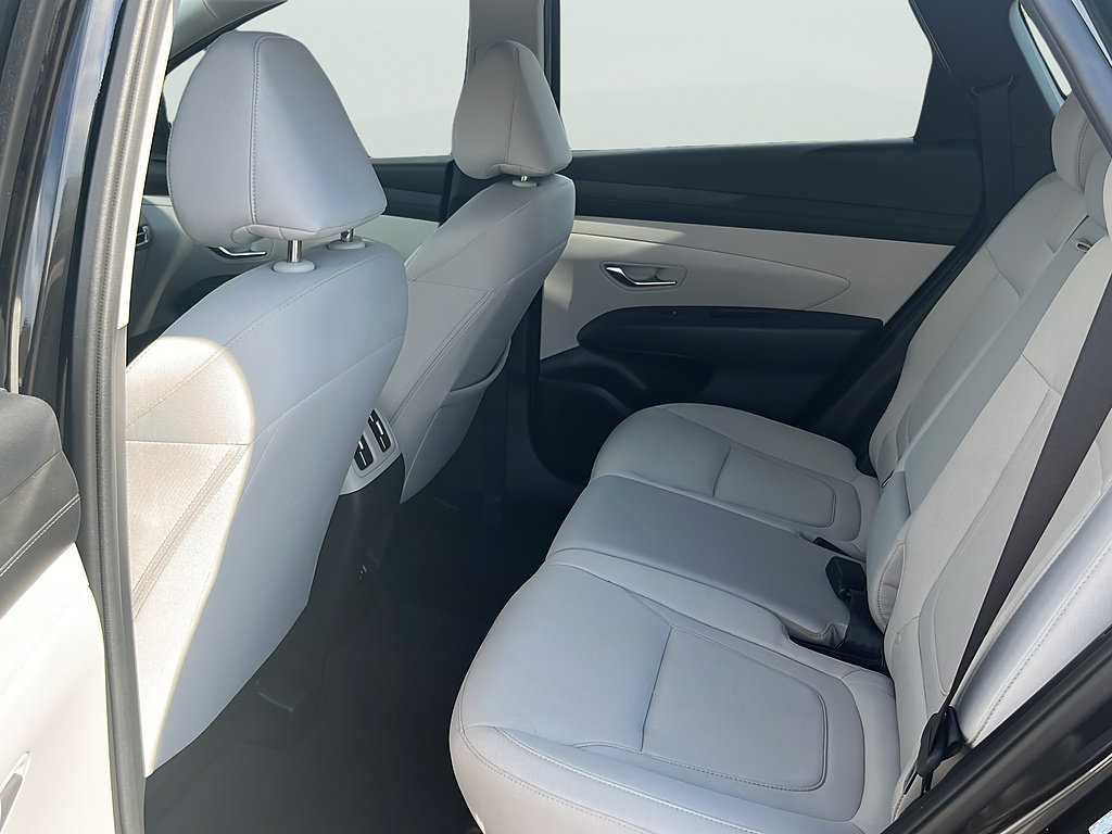 Certified 2025 Hyundai Tucson SEL FWD image 19