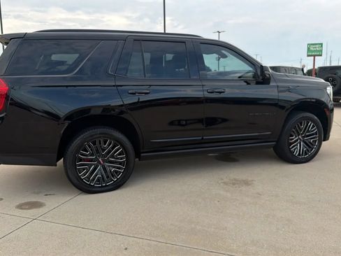 Used 2021 GMC Yukon Denali w/ Denali Premium Package AWD/4WD image 21