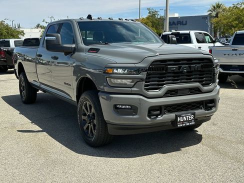 New 2026 RAM 2500 Big Horn AWD/4WD image 11