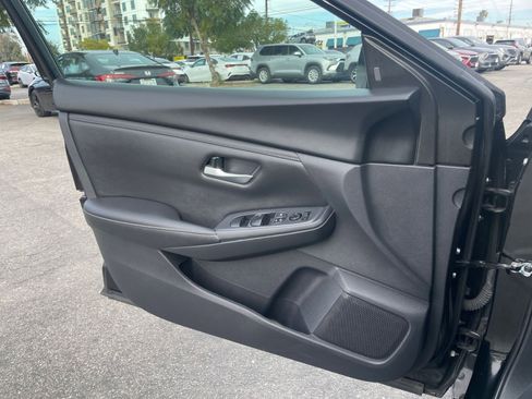 Used 2024 Nissan Sentra SV image 18