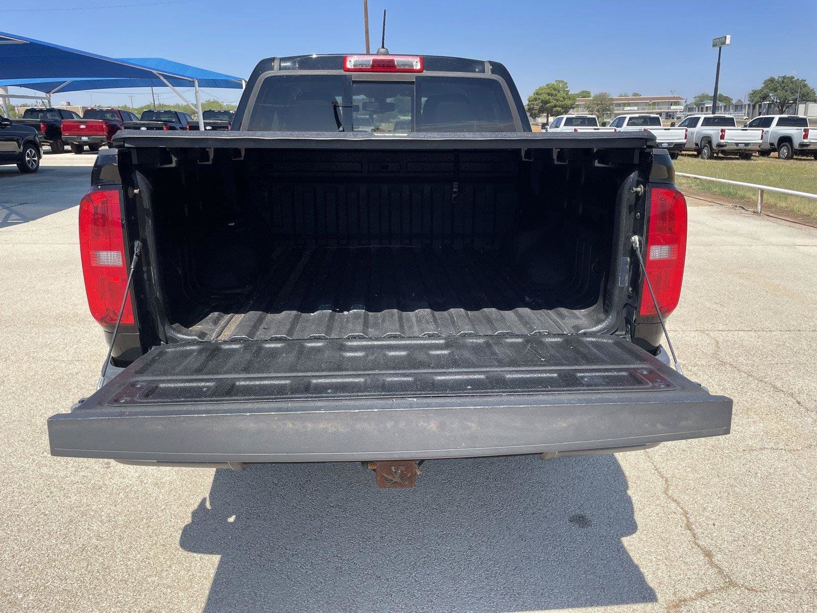 Used 2016 Chevrolet Colorado Z71 AWD/4WD image 28