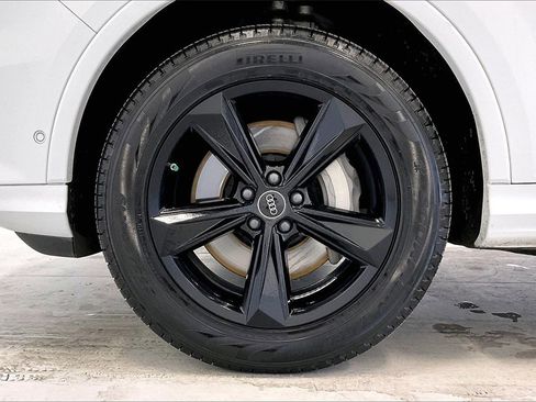 Used 2022 Audi Q7 2.0T Premium w/ Convenience Package image 10