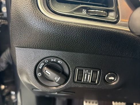 Used 2019 Dodge Challenger R/T Scat Pack w/ Plus Package RWD image 13