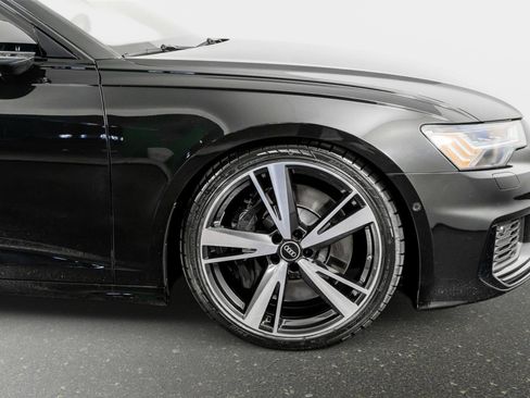 Used 2023 Audi S6 Prestige w/ Prestige Package image 6