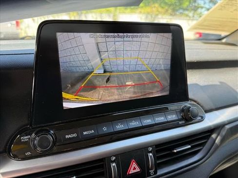 Used 2020 Kia Forte Sedan FWD image 10