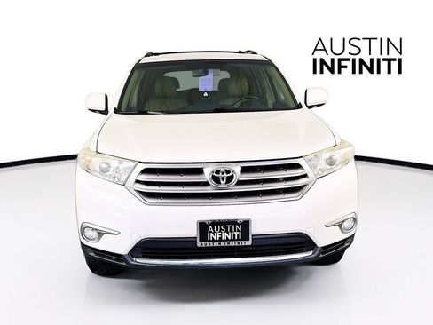 Used 2013 Toyota Highlander Limited FWD image 2