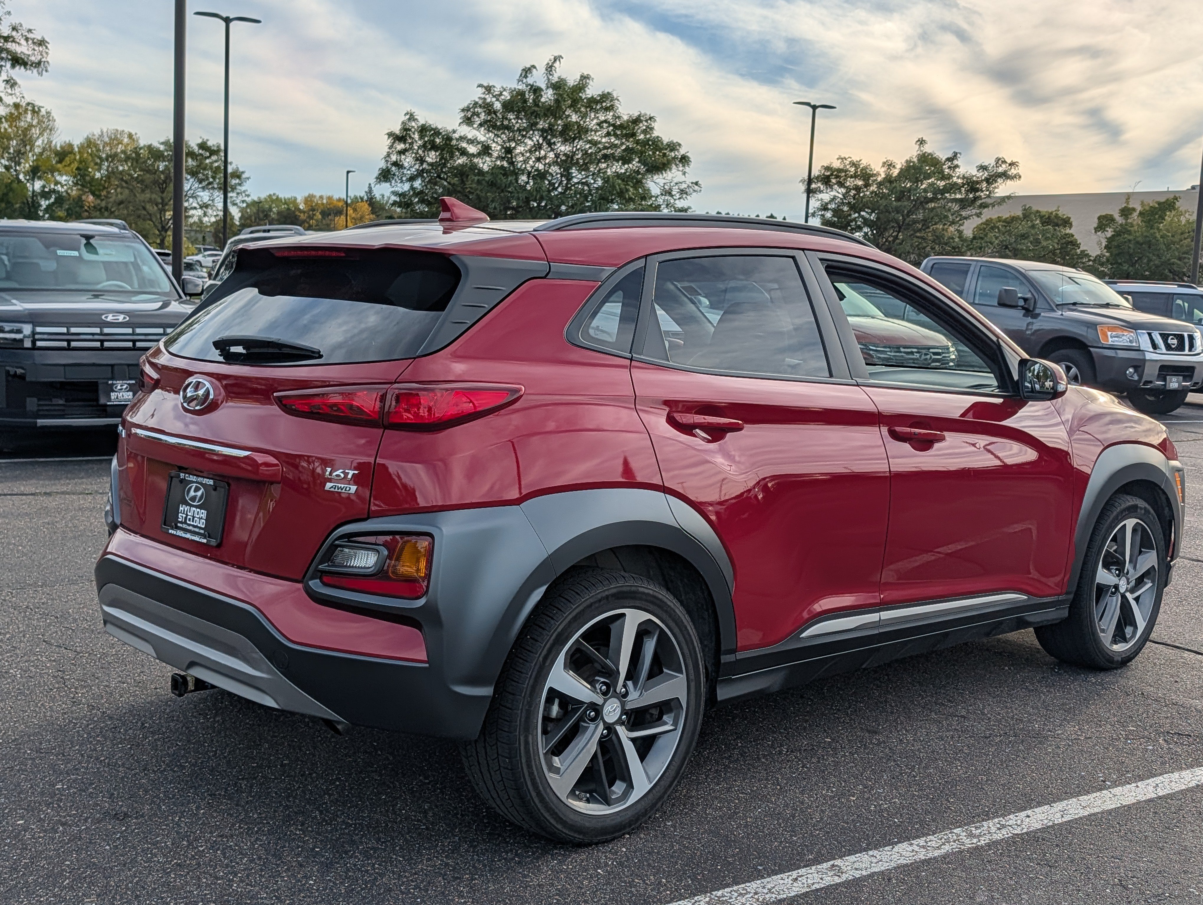 Used 2021 Hyundai Kona Limited AWD/4WD image 5