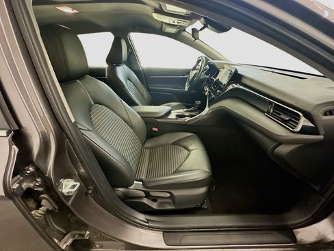 Used 2023 Toyota Camry SE FWD image 31