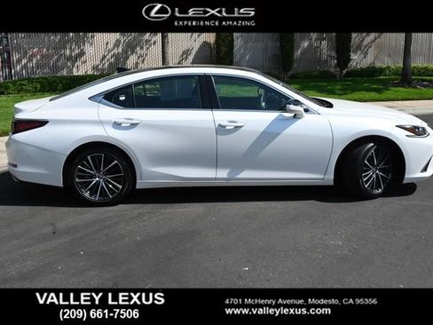 Certified 2025 Lexus ES 350 w/ Premium Package FWD image 3