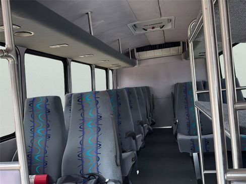 Used 2015 Ford E-450 and Econoline 450 Super Duty w/ Shuttle Bus Prep Package RWD image 5
