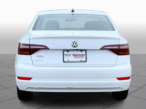 Used 2019 Volkswagen Jetta S image 4