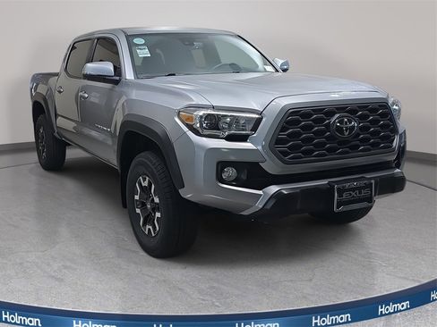 Used 2020 Toyota Tacoma TRD Off-Road image 4