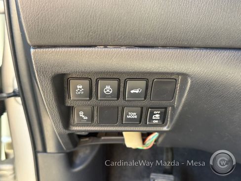 Used 2020 Nissan Pathfinder SL image 14