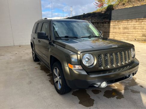 Used 2016 Jeep Patriot High Altitude image 5