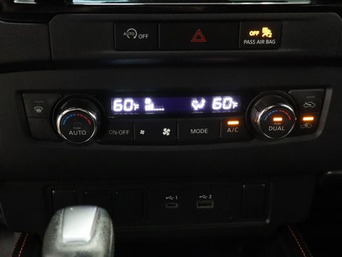 Used 2024 Nissan Frontier Pro-X RWD image 20