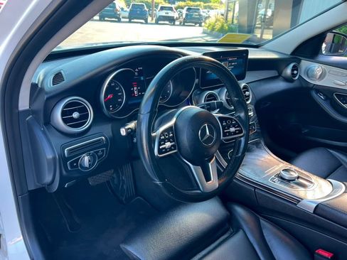 Used 2020 Mercedes-Benz C 300 4MATIC Sedan image 9