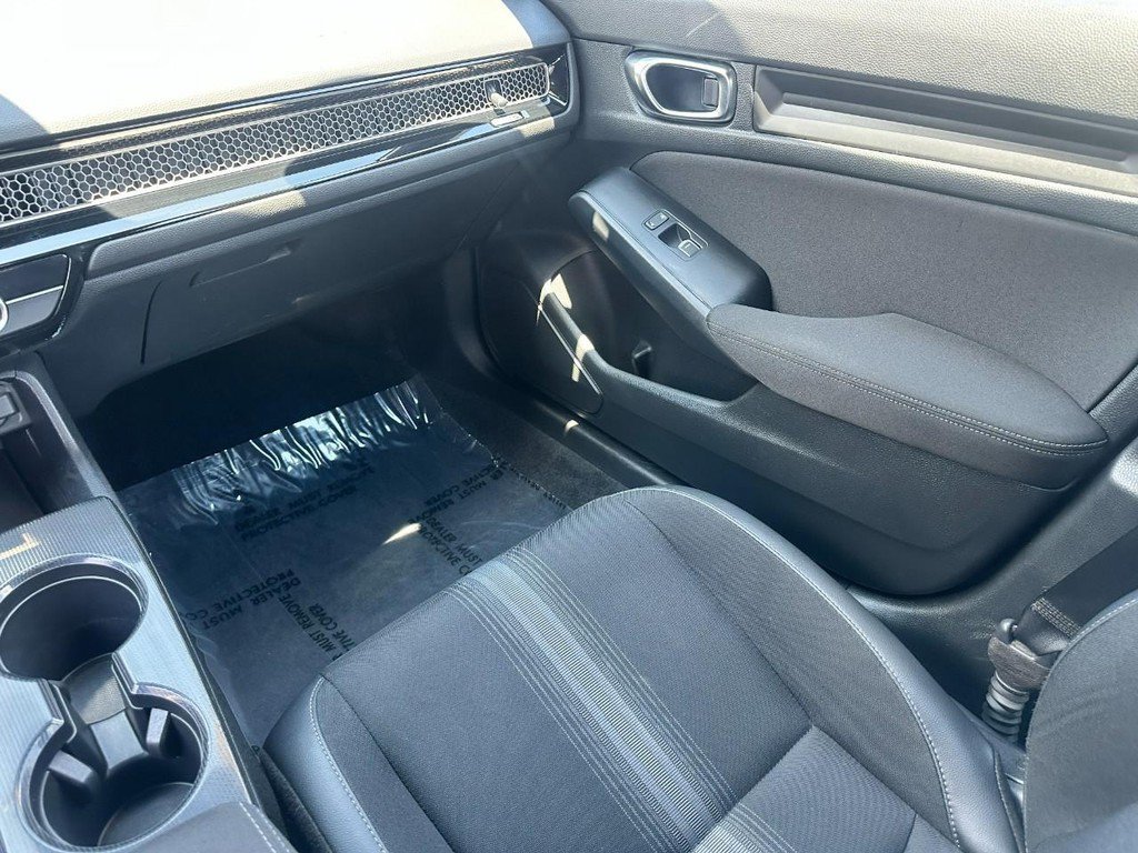 Used 2025 Honda Civic Sport image 18