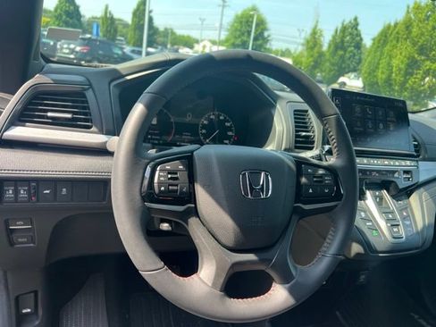 Certified 2026 Honda Odyssey Sport-L image 16