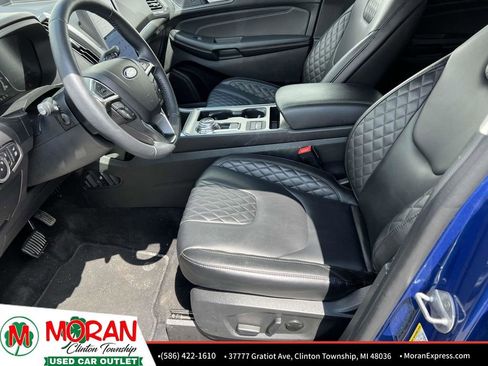 Used 2024 Ford Edge Titanium image 16