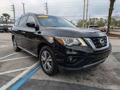 Used 2020 Nissan Pathfinder SV FWD image 8