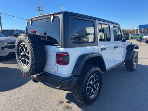 Used 2025 Jeep Wrangler Unlimited Rubicon image 5