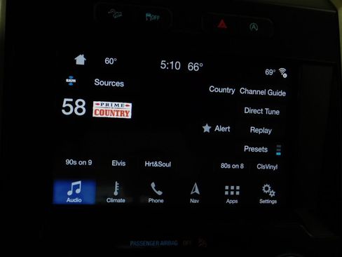 Used 2018 Ford F150 Lariat w/ Equipment Group 502A Luxury AWD/4WD image 59