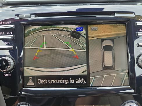 Certified 2024 Nissan Murano Platinum w/ Cargo Package image 21