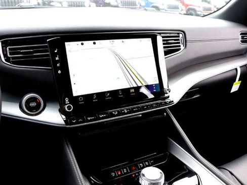 New 2026 Jeep Grand Wagoneer L Limited image 13