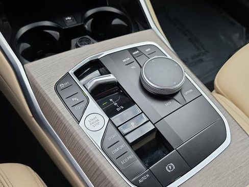 Used 2025 BMW 330i Sedan image 27