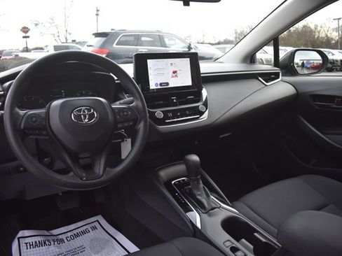 Used 2024 Toyota Corolla LE image 17