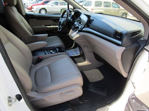 Used 2018 Honda Odyssey EX-L image 24