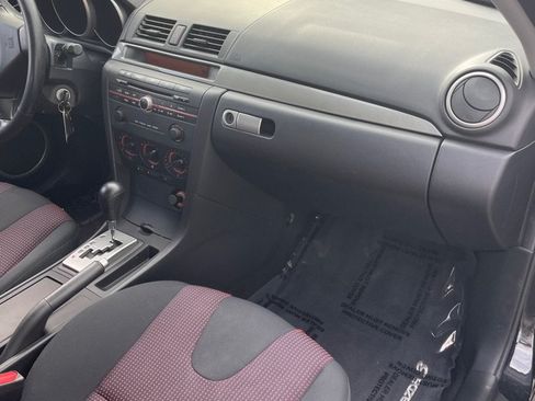 Used 2006 MAZDA MAZDA3 s FWD image 20