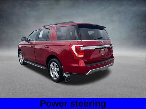Used 2020 Ford Expedition XLT w/ Equipment Group 202A AWD/4WD image 9