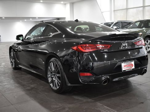 Used 2017 INFINITI Q60 Red Sport 400 image 9
