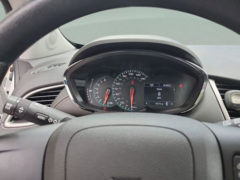 Used 2019 Chevrolet Trax LS FWD image 11