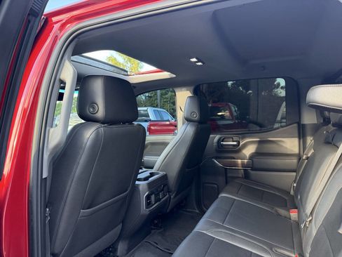 Used 2021 GMC Sierra 1500 SLT RWD image 12