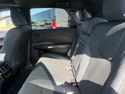 Used 2025 Lexus RX 350 FWD w/ Technology Package image 17