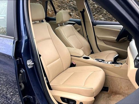 Used 2013 BMW X1 xDrive28i image 7