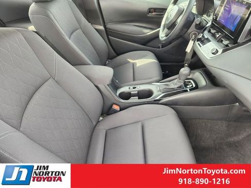 Used 2024 Toyota Corolla LE image 14