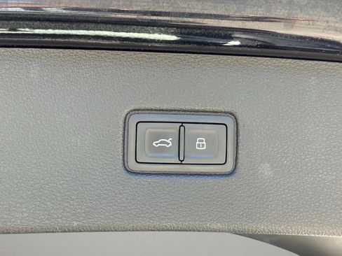 Used 2019 Audi Q7 2.0T Premium w/ Convenience Package AWD/4WD image 10