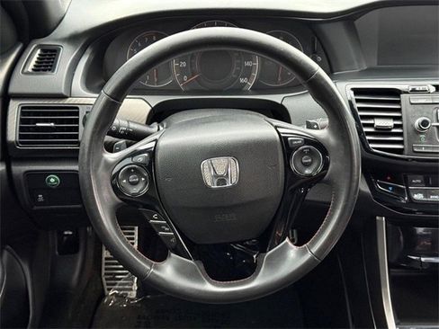 Used 2017 Honda Accord Sport Special Edition image 14