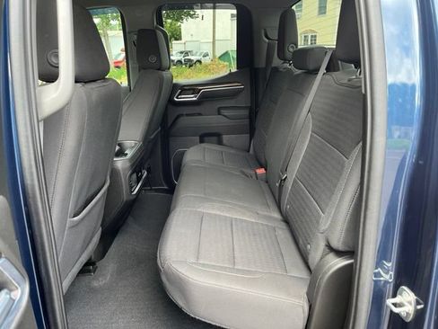 Used 2023 Chevrolet Silverado 1500 RST AWD/4WD image 19