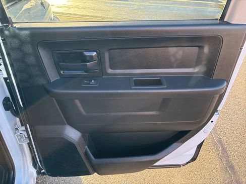 Used 2018 RAM 3500 Tradesman w/ Cold Weather Group image 26