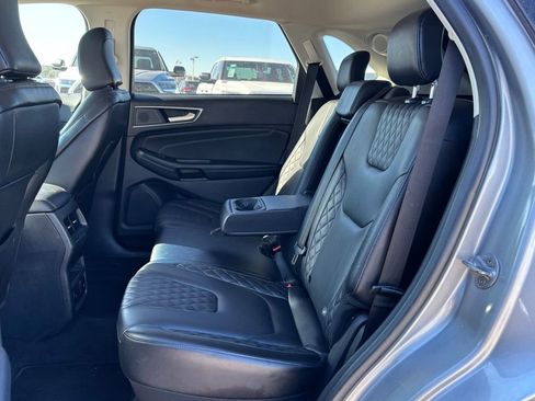 Used 2024 Ford Edge Titanium image 8