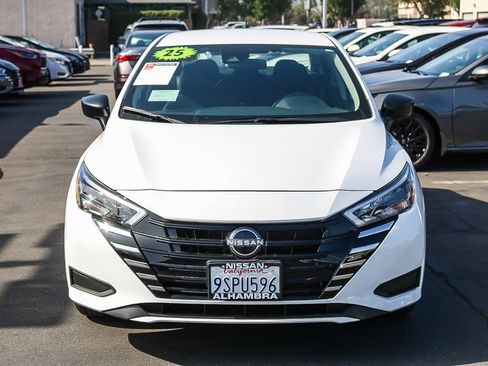 Certified 2025 Nissan Versa S w/ Trunk Package image 3