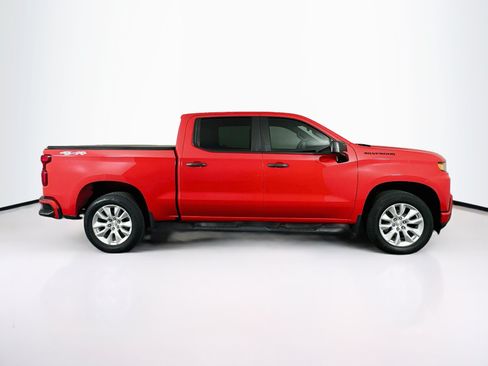 Used 2020 Chevrolet Silverado 1500 Custom w/ Custom Value Package AWD/4WD image 10
