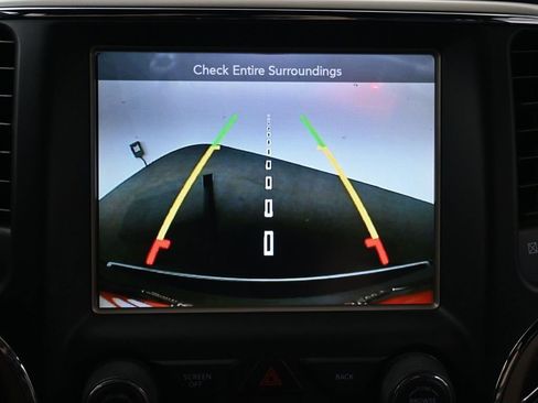 Used 2016 Jeep Grand Cherokee Limited image 29